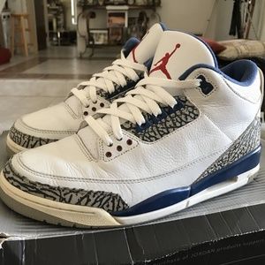 Nike Air Jordan Retro 3- True Blue